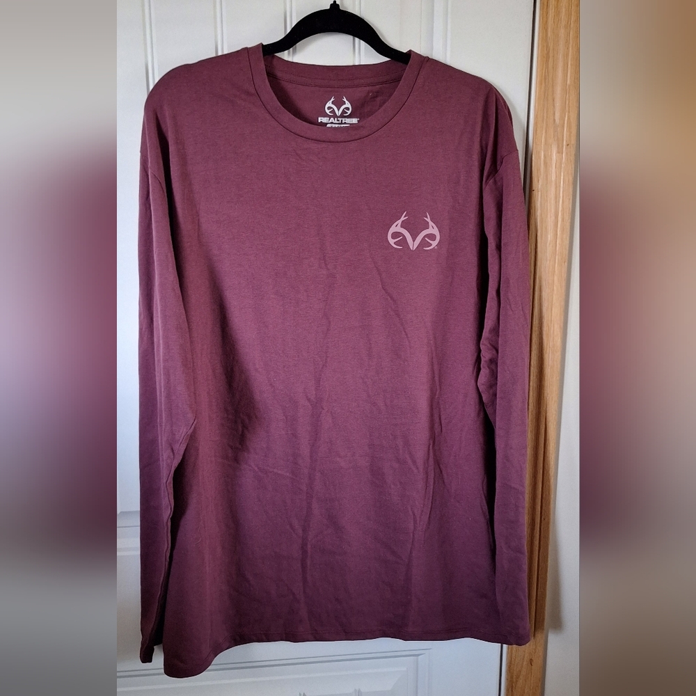 Realtree Men’s Long Sleeve Graphic Tee “Believe”, Maroon, NWOT, Unisex ,Size XL